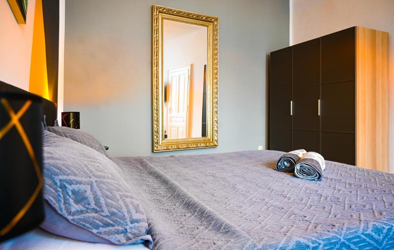 Classy Studio Naschmarkt Виена Екстериор снимка